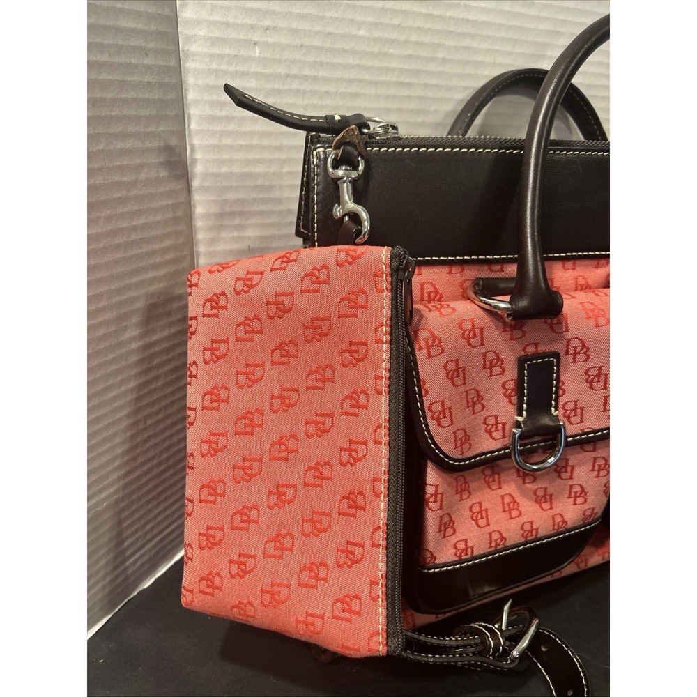 Dooney and Bourke Satchel Tote Detachable Crossbody W Double Handles & Pockets - Picture 4 of 11